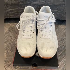 Skechers White Low-Top Perforated Lace-Up Sneakers with Gum Outsole